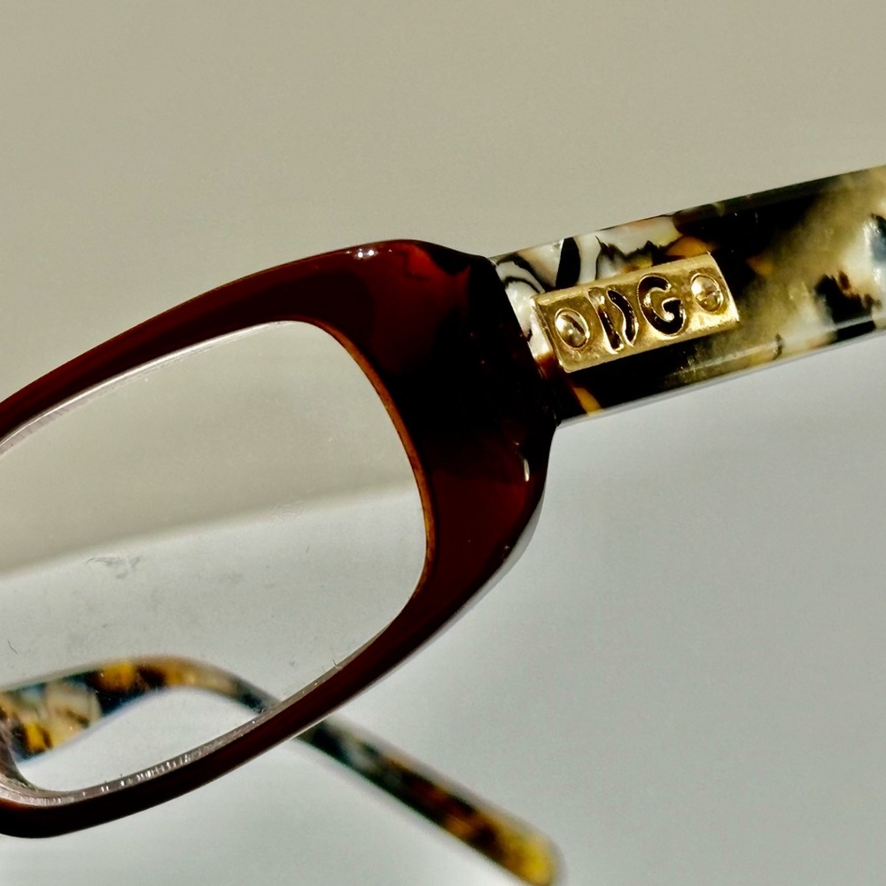 DG Tortoise Shell Glasses - Picture 13 of 14